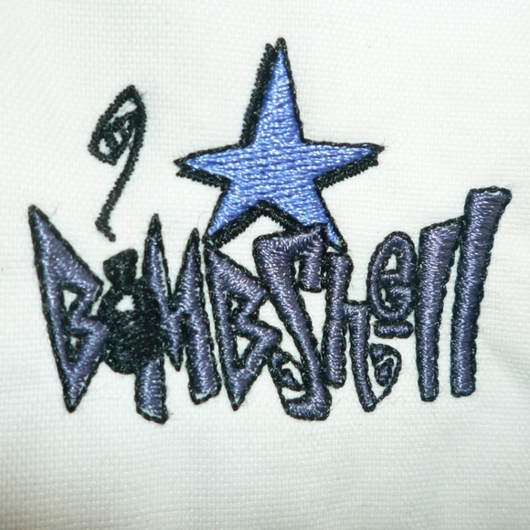 Bombshell Sportswear Snow/Jacket (MORE PICTURES) - Picture 4 of 8